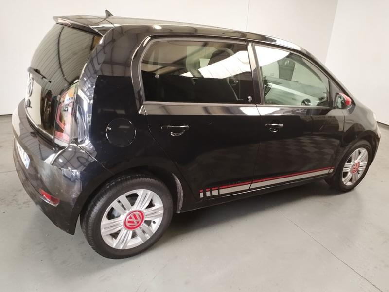 Volkswagen Up! Up 1.0 60 Up! Beats Audio 5p