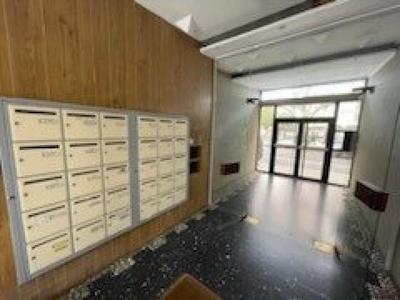 Appartement - 96 m² - 6 pièces