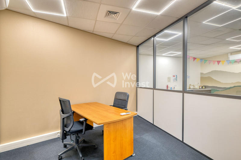 Bureau - 174 m²