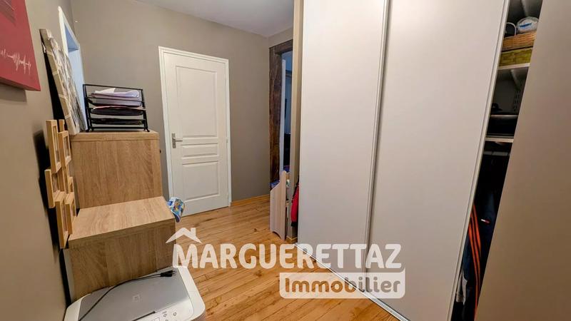 Appartement - 93 m² - 3 pièces