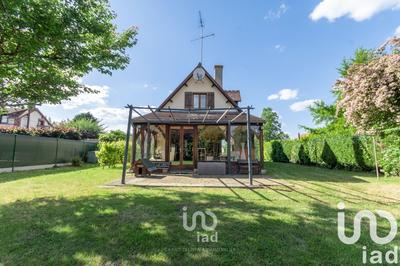 Maison - 121 m² - 7 pièces