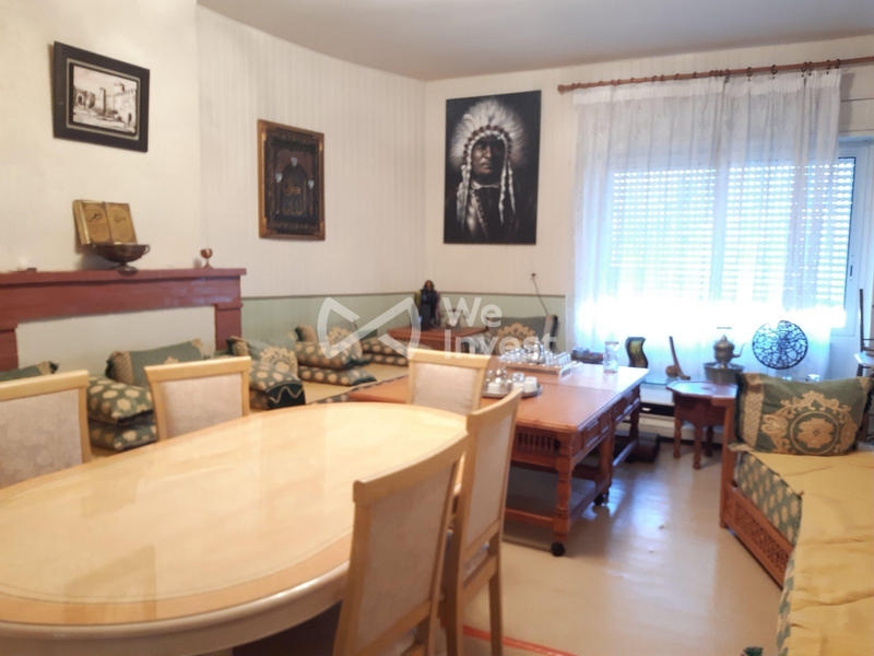 Maison - 206 m² - 7 pièces