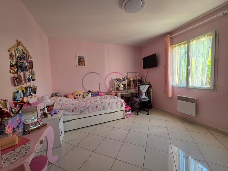 Maison - 94 m² - 4 pièces