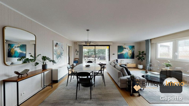 Appartement - 84 m² - 4 pièces