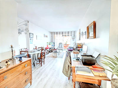 Appartement - 80 m² - 3 pièces