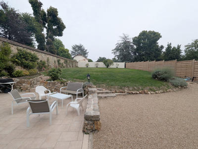 Maison - 210 m² - 7 pièces