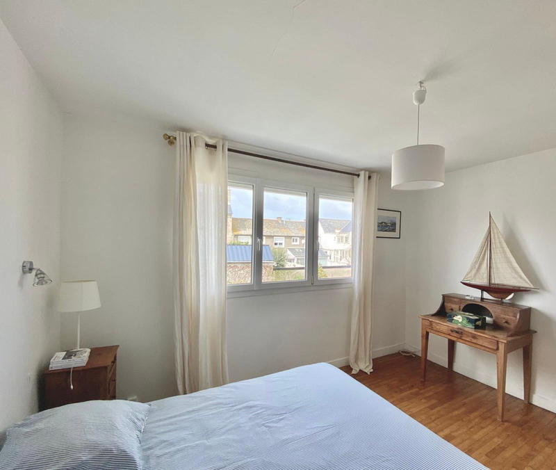 Maison - 104 m² - 7 pièces