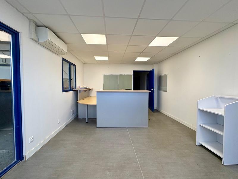 Bureau - 150 m² - 4 pièces