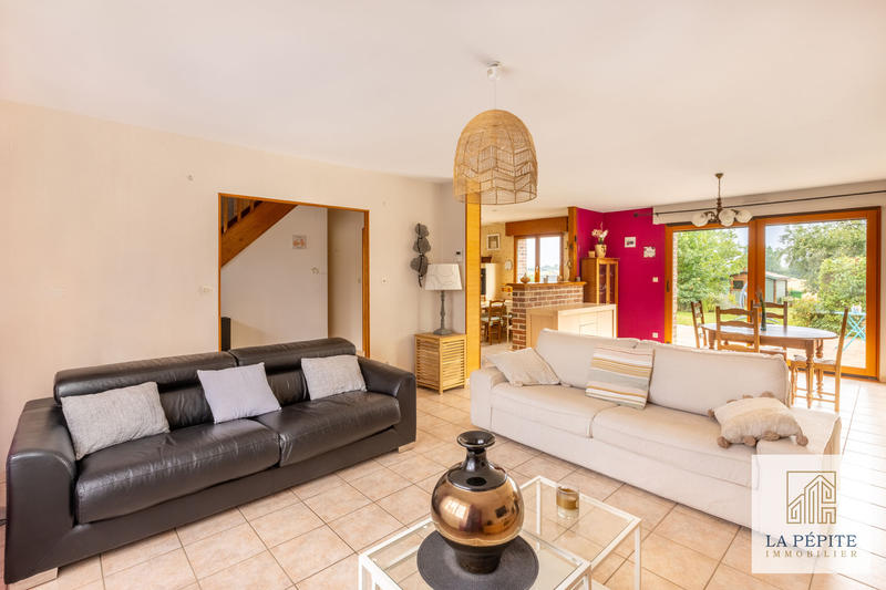 Maison - 156 m² - 6 pièces