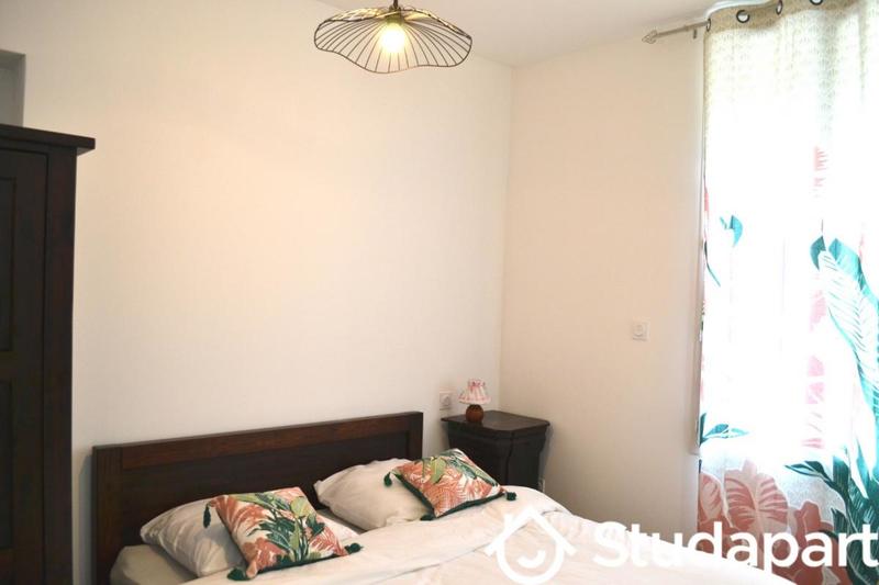 Chambre - 12 m² - 1 pièce