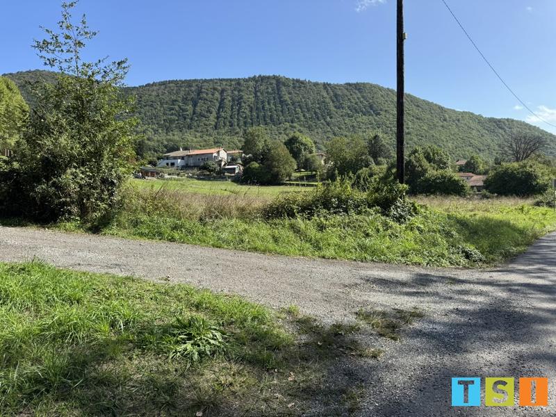Terrain constructible - 5 125 m²