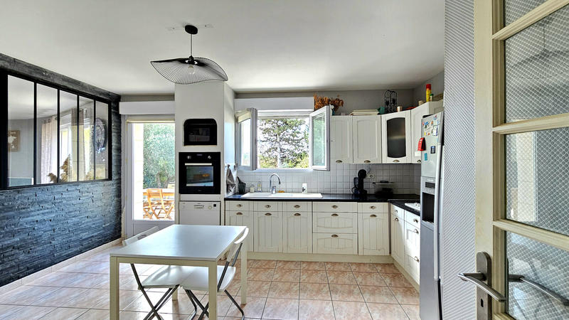 Maison - 111 m² - 4 pièces