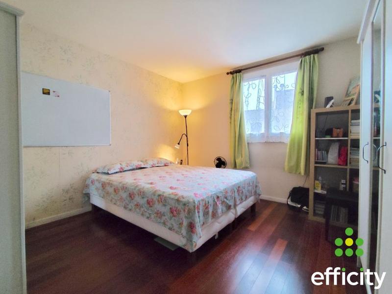 Pavillon - 94 m² - 5 pièces