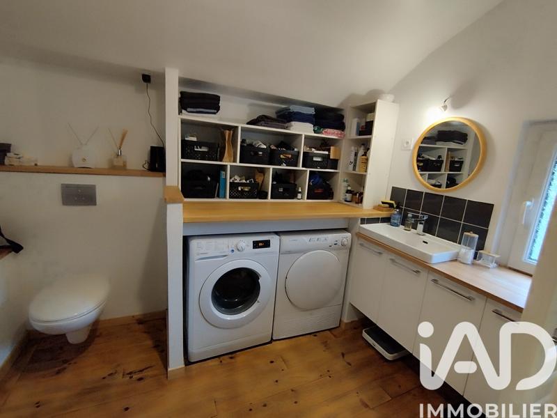 Maison - 99 m² - 5 pièces