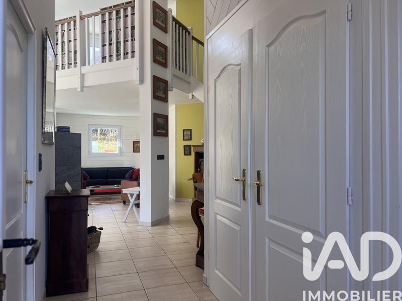 Maison - 185 m² - 6 pièces