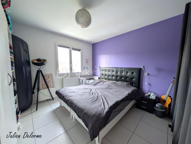 Maison jumelée - 99 m² - 5 pièces