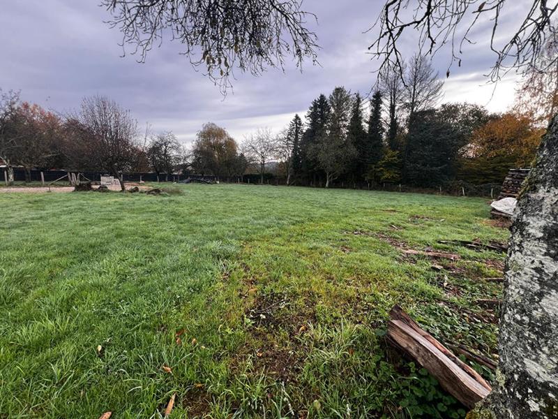 Terrain constructible - 2 033 m²