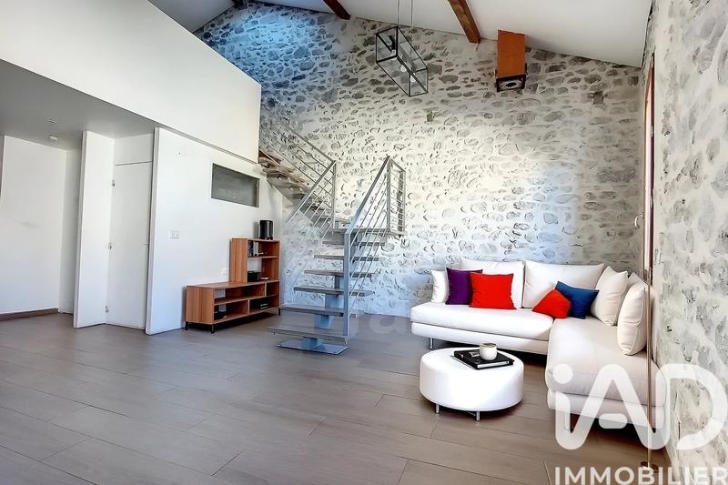 Maison - 230 m² - 6 pièces