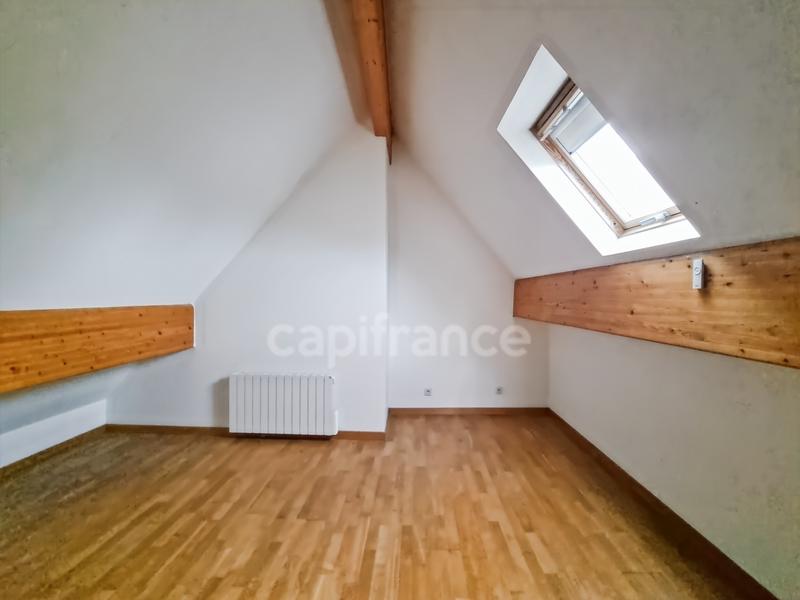 Appartement - 111 m² - 6 pièces