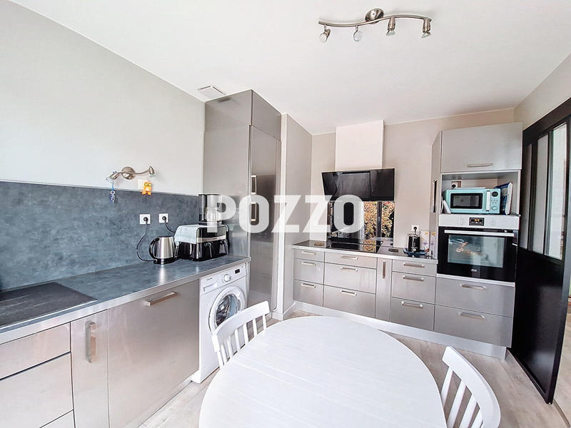 Maison - 77 m² - 4 pièces