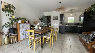 Maison - 88 m² - 4 pièces