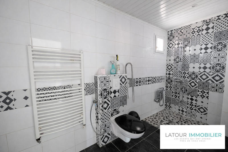 Maison - 145 m² - 6 pièces