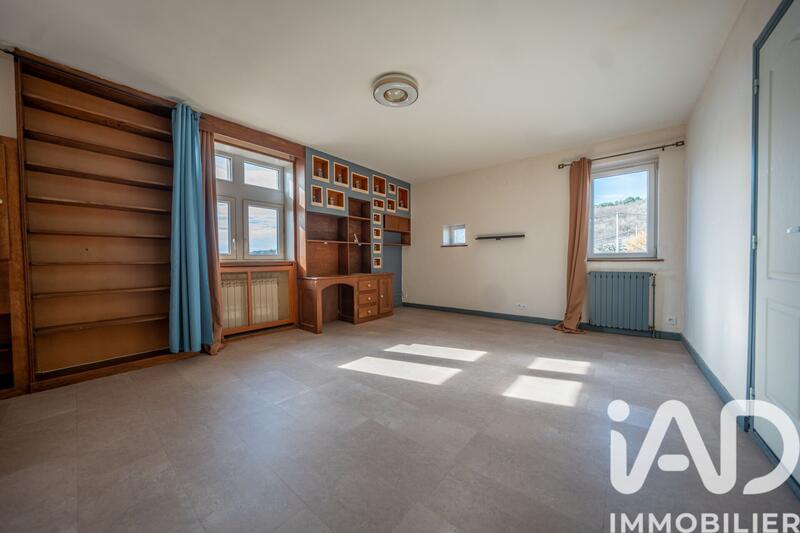 Maison - 170 m² - 5 pièces