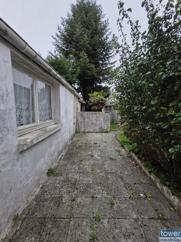 Maison - 96 m² - 6 pièces