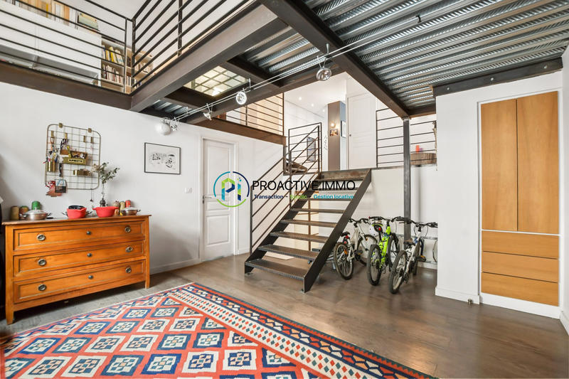 Appartement - 230 m² - 6 pièces