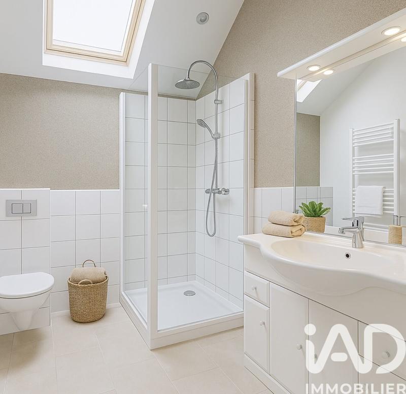 Maison - 333 m² - 10 pièces