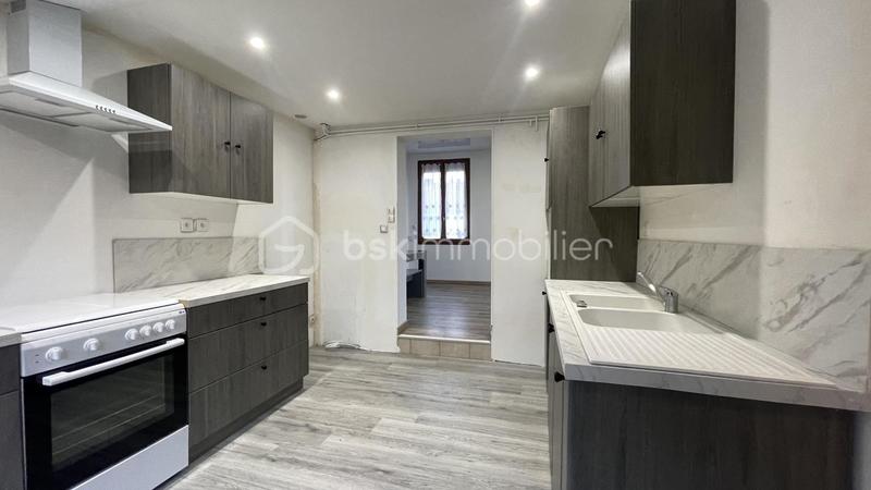 Maison traditionnelle - 70 m² - 3 pièces