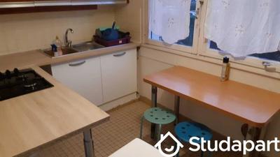 Chambre - 9 m² - 1 pièce