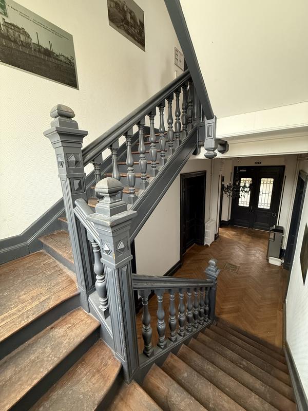 Local d'activités - 513 m²