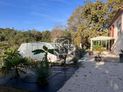 Maison - 146 m² - 7 pièces