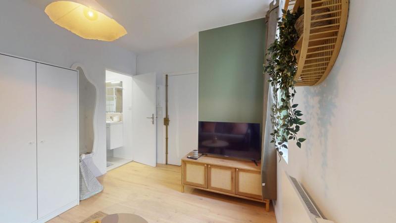 Studio - 15 m² - 2 pièces