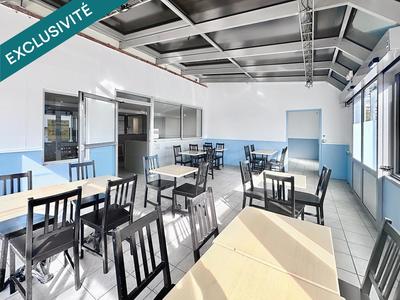 Local commercial - 243 m² - 6 pièces