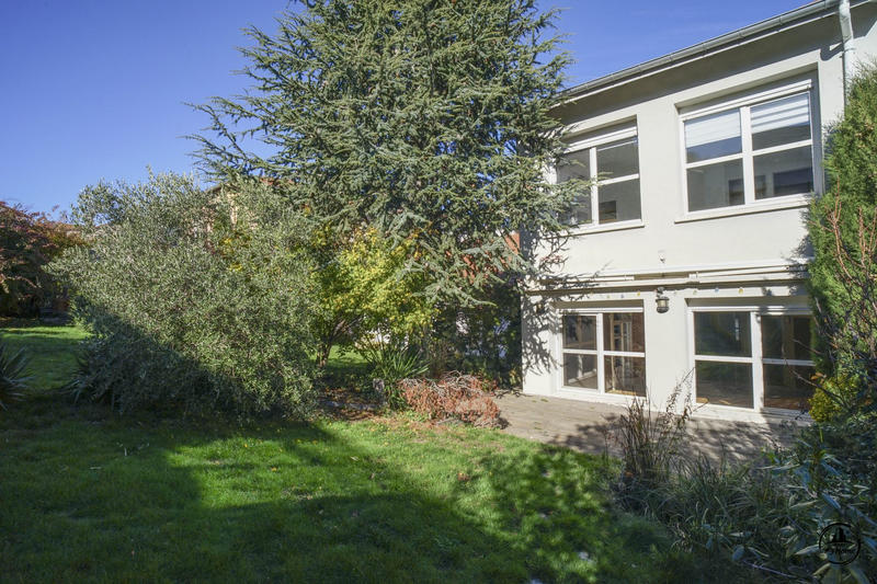 Maison ancienne - 290 m² - 9 pièces