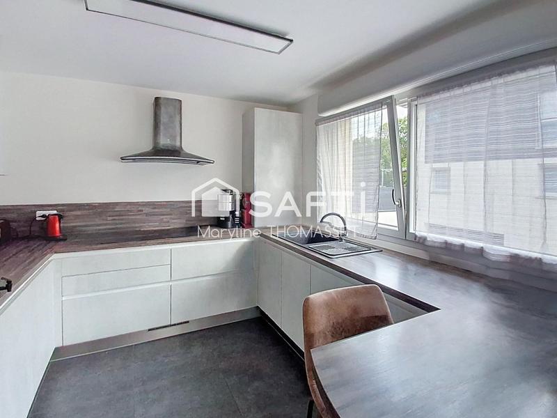 Duplex - 93 m² - 4 pièces