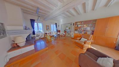 Propriété - 180 m² - 6 pièces