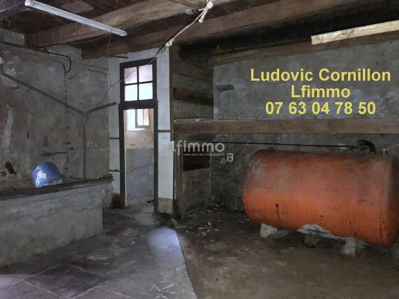 Maison de village - 280 m² - 8 pièces