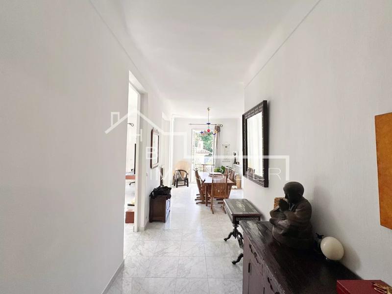 Appartement - 156 m² - 5 pièces