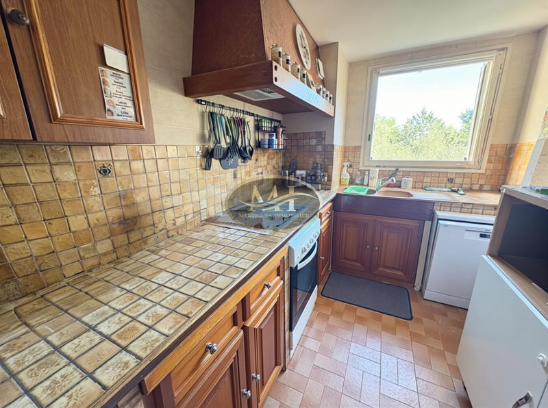 Appartement - 77 m² - 4 pièces