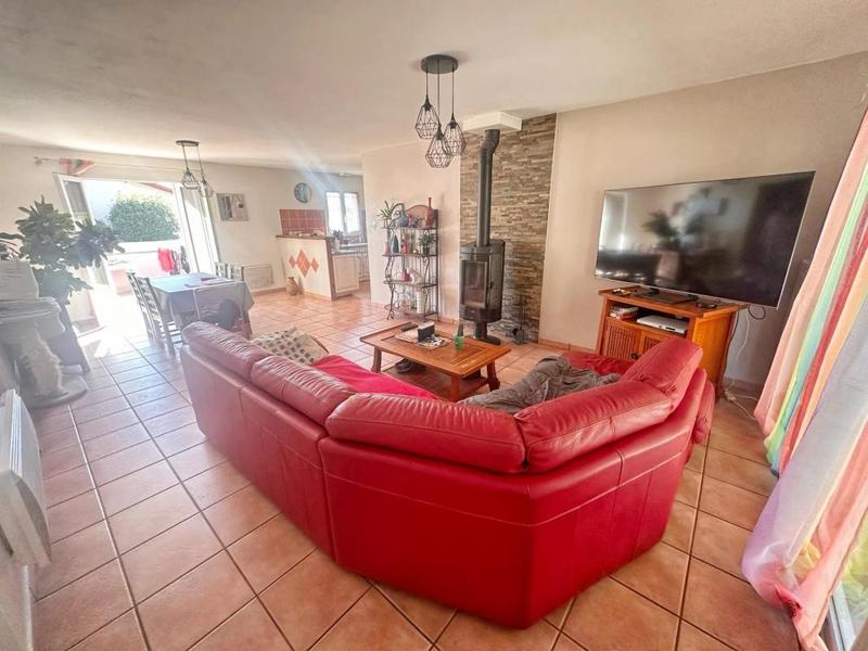 Villa - 100 m² - 6 pièces