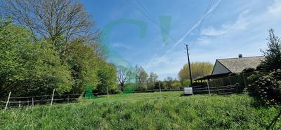 Terrain constructible - 1 063 m²