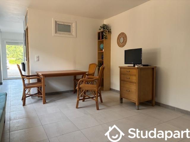 Chambre - 43 m² - 1 pièce