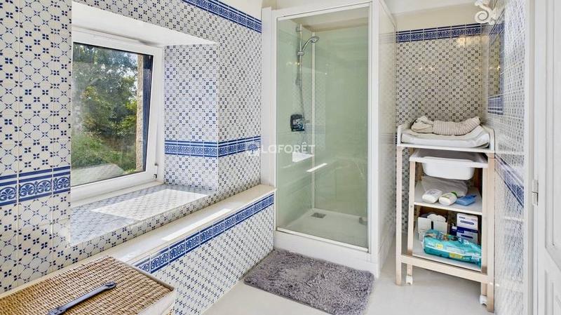 Maison ancienne - 200 m² - 5 pièces