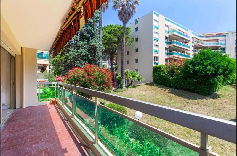 Appartement - 94 m² - 4 pièces