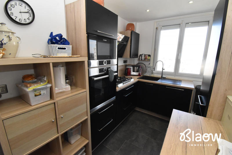Appartement - 65 m² - 4 pièces