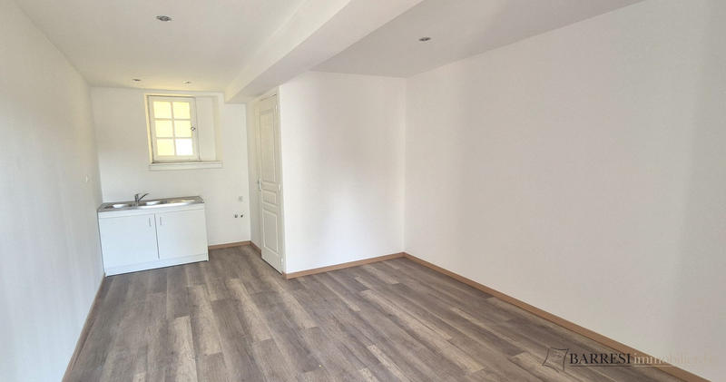 Maison traditionnelle - 84 m² - 3 pièces