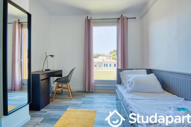 Appartement - 103 m² - 5 pièces